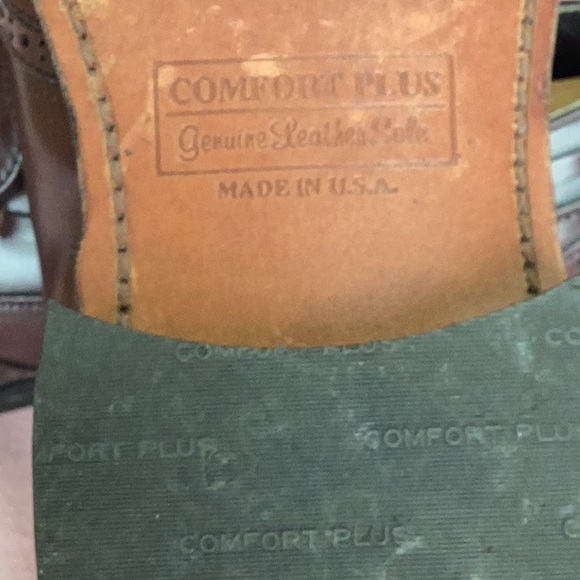 FINAL SALE PRICE Comfort Plus Slip On Wingtips in 9.5D + Shoe Trees - Picture 4 of 5